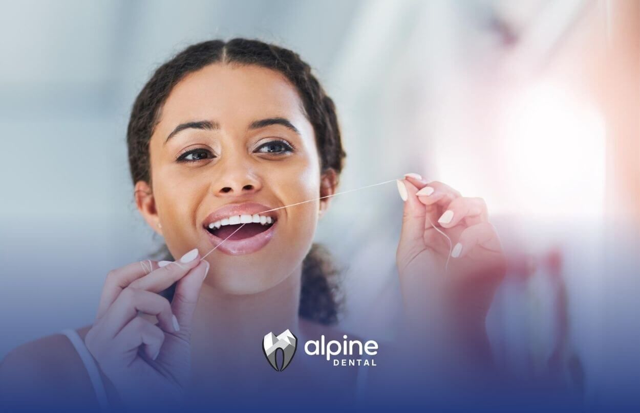 The Correct Order to Floss, Brush, and Use Mouthwash Daily